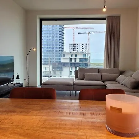 Port Side With Swimming Pool And Fitness And Parking شقة
